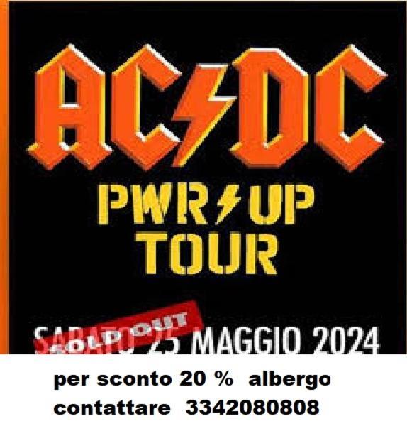 Piccolo Monolocale Con Angolo Cottura Parma Kültér fotó